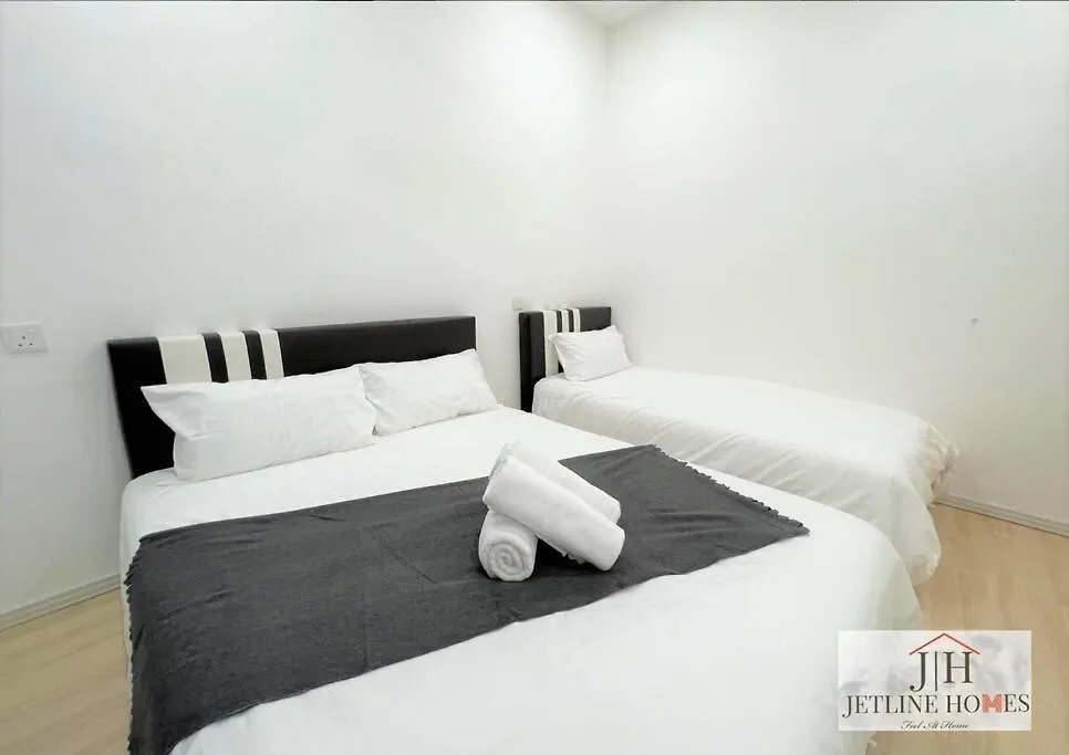 Melaka {Terraced House} / 8Pax/ Wifi/City Malaysia